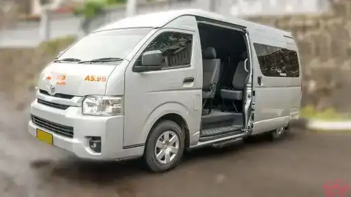 Rental Mobil 